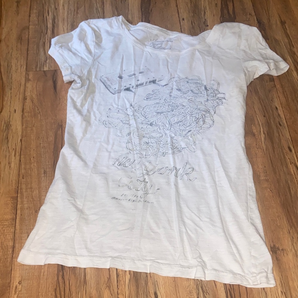 American Eagle Outfitters White Graphic Tee